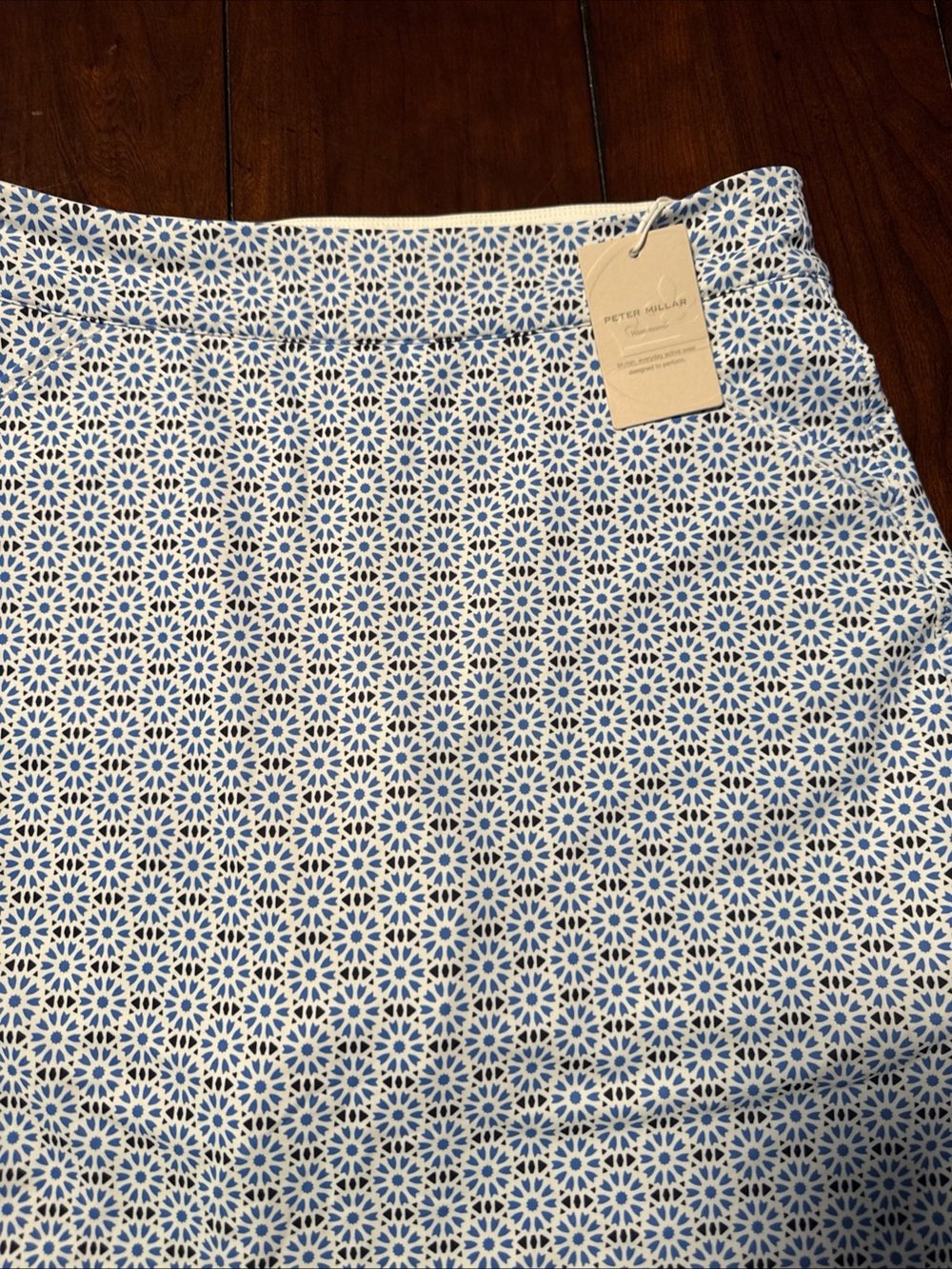 Peter Millar Size Small Women's sports Skorts with shorts attached